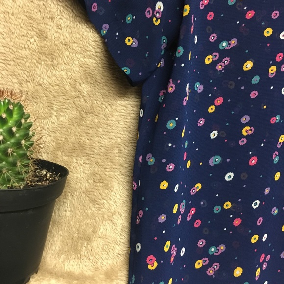 Women’s floral-print blouse - Picture 3 of 3